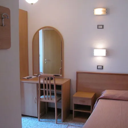 Moretti 2* Сенигаллия