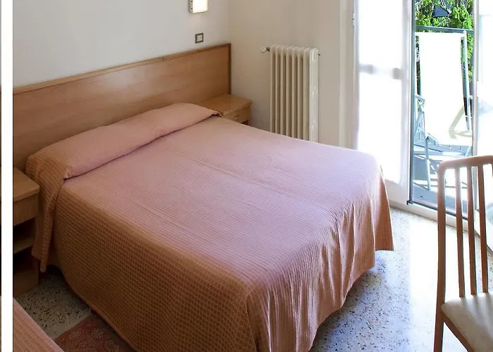 Moretti 2* Senigália